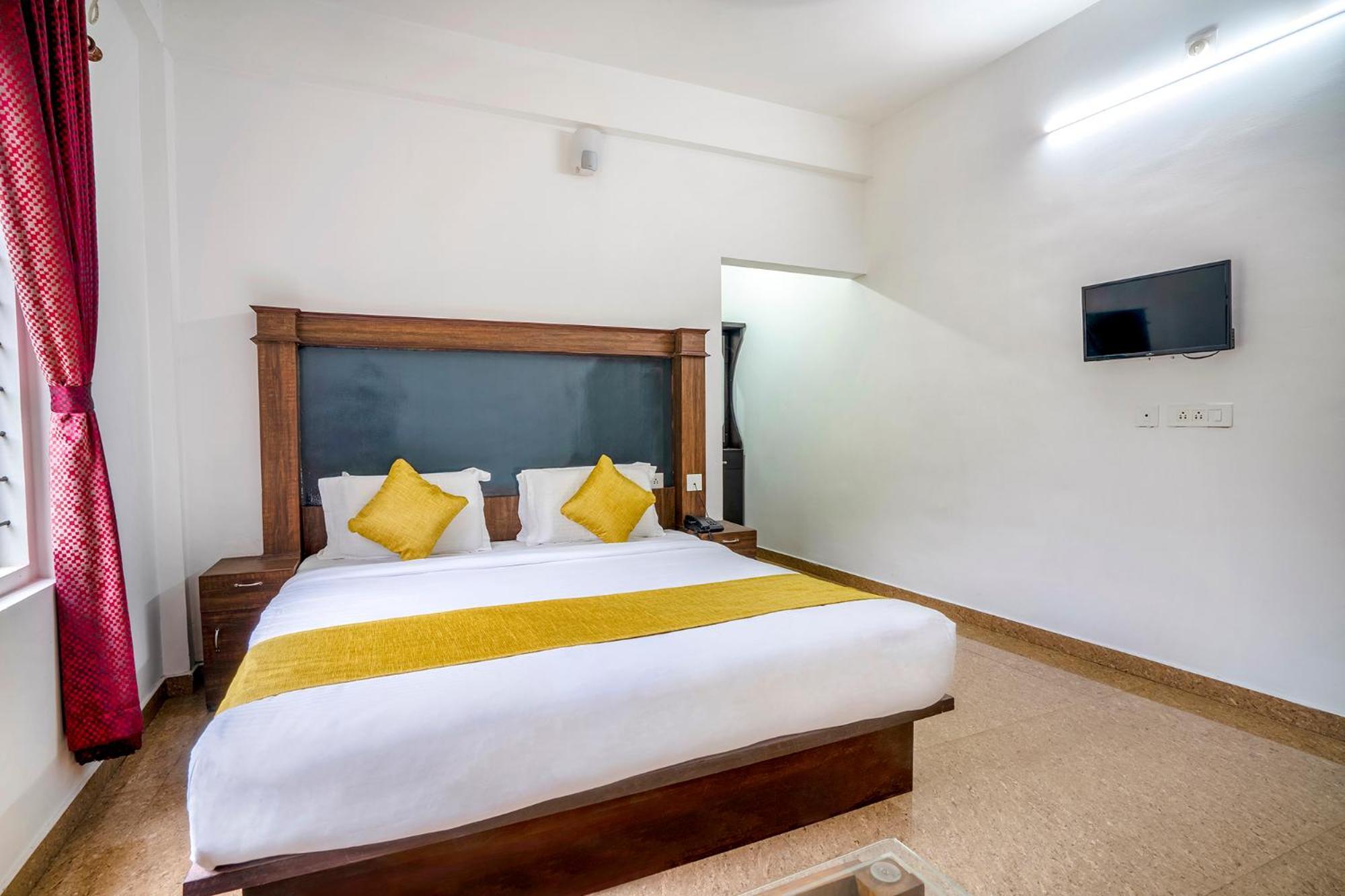 Fabhotel Abrigo Residency Anaviratty Exterior photo
