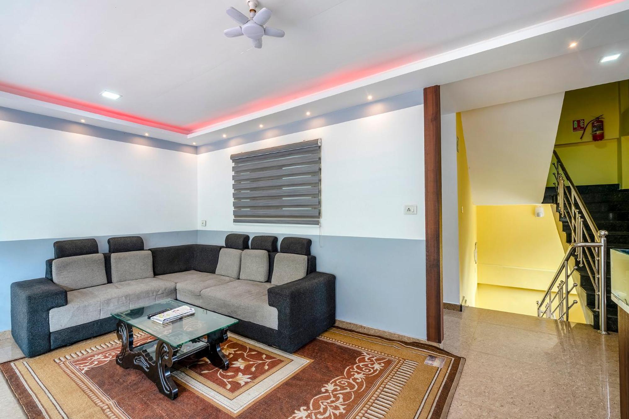 Fabhotel Abrigo Residency Anaviratty Exterior photo